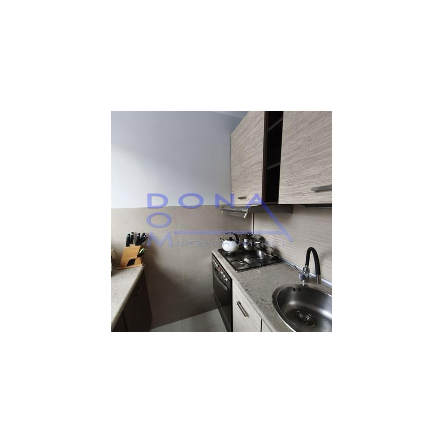 ł&oacute;dzkie, Ł&oacute;dź, Dąbrowa, Tatrzańska, Kawalerka z balkonem na Dąbrowie w wieżowcu.