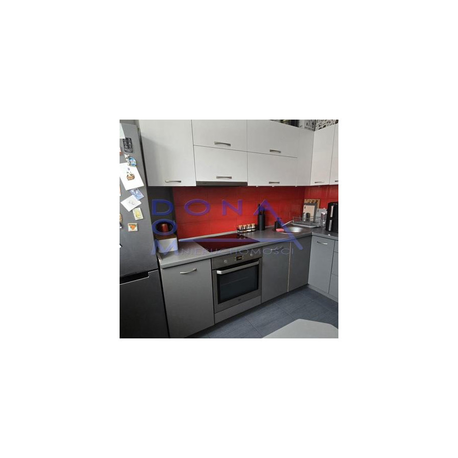 ł&oacute;dzkie, Ł&oacute;dź, Doły, Bracka, Kawalerka z balkonem na Dołach.