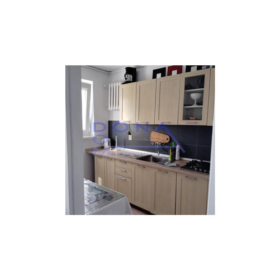 ł&oacute;dzkie, Ł&oacute;dź, Bałuty, Antoniego Mackiewicza, Duża kawalerka z balkonem na Bałutach.